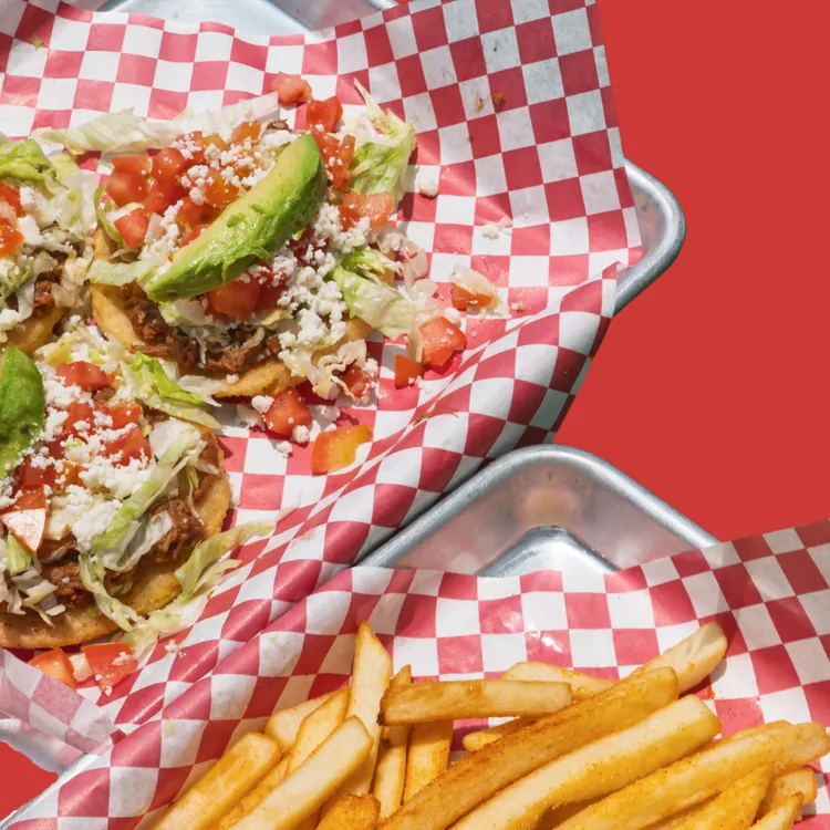 Tostadas with fries
